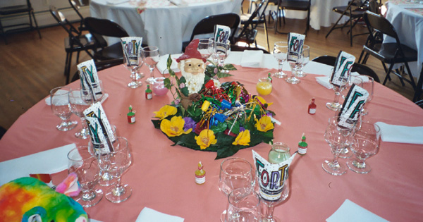 Table-Setting-with-the-Dwar